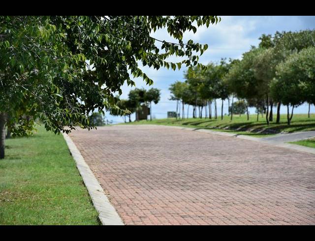 LAND FOR SALE IN KYALAMI AH